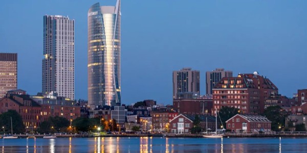 波士頓國會一號大廈，造型如“船帆”