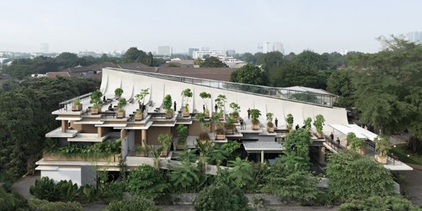 高空之上的味蕾享受，獨(dú)特的餐廳設(shè)計