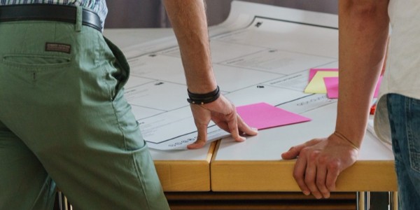 ?？萍耙韵聦W(xué)歷，不得擔(dān)任總監(jiān)理工程師、項目設(shè)計負(fù)責(zé)人