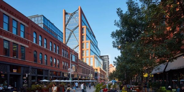 多功能 “工廠型”辦公樓，層層退的露臺處理手法—— SOM作品